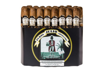 TABLETA DE 25 CORONAS - Puros Palmeros Artesanos Julio · Tabaco hecho a mano en Breña Alta · La Palma · Canarias #TiendaOnLine de #purospalmeros #premium Auténtico #tabaco de #LaPalma #puropalmero #islascanarias