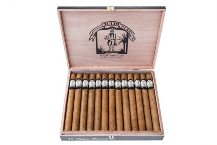 CAJA DE 25 PALMAS - Puros Palmeros Artesanos Julio · Tabaco hecho a mano en Breña Alta · La Palma · Canarias #TiendaOnLine de #purospalmeros #premium Auténtico #tabaco de #LaPalma #puropalmero #islascanarias