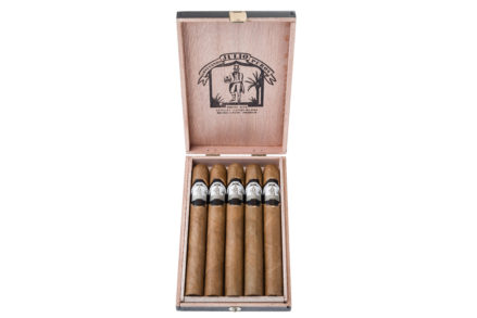 CAJA DE 5 CORONAS - Puros Palmeros Artesanos Julio · Tabaco hecho a mano en Breña Alta · La Palma · Canarias #TiendaOnLine de #purospalmeros #premium Auténtico #tabaco de #LaPalma #puropalmero #islascanarias