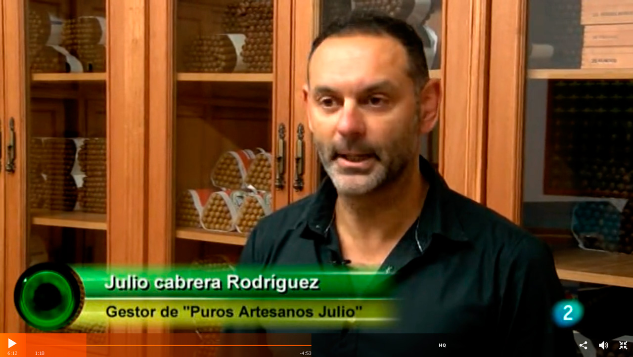 Reportaje Puros Julio en @agrosfera_tve · En primer plano: Artesanias Palmeras