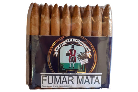 TABLETA DE 25 PIRÁMIDES - Puros Palmeros Artesanos Julio · Tabaco hecho a mano en Breña Alta · La Palma · Canarias